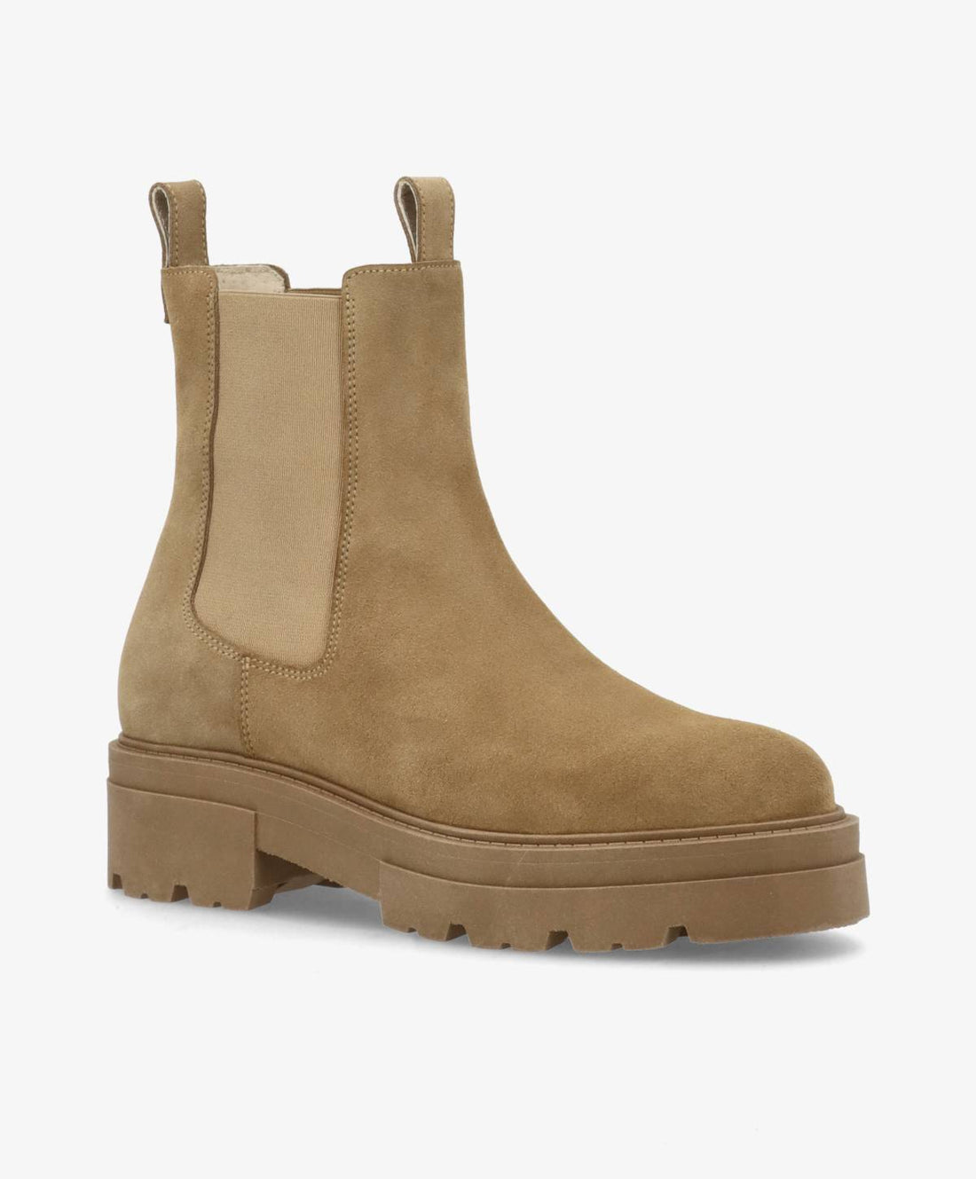 Beige Chelsea-støvle fra Shoedesign Copenhagen med kraftig sål og elastiske sidepaneler.