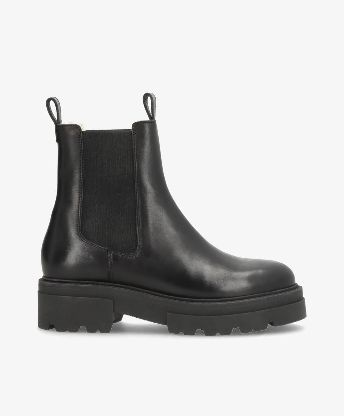 Sort læderstøvle fra Shoedesign Copenhagen med elastiske paneler og kraftig sål.