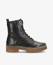 Sort læderstøvle med snørebånd og lynlås fra Shoedesign Copenhagen, brun gummisål.