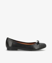 Sort ballerina-sko fra Shoedesign Copenhagen med lille sløjfe foran.