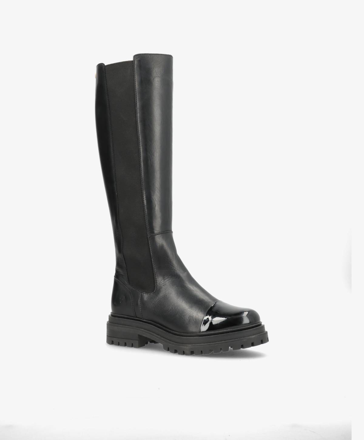 Sort høj støvle fra Shoedesign Copenhagen med glat læder og robust sål.