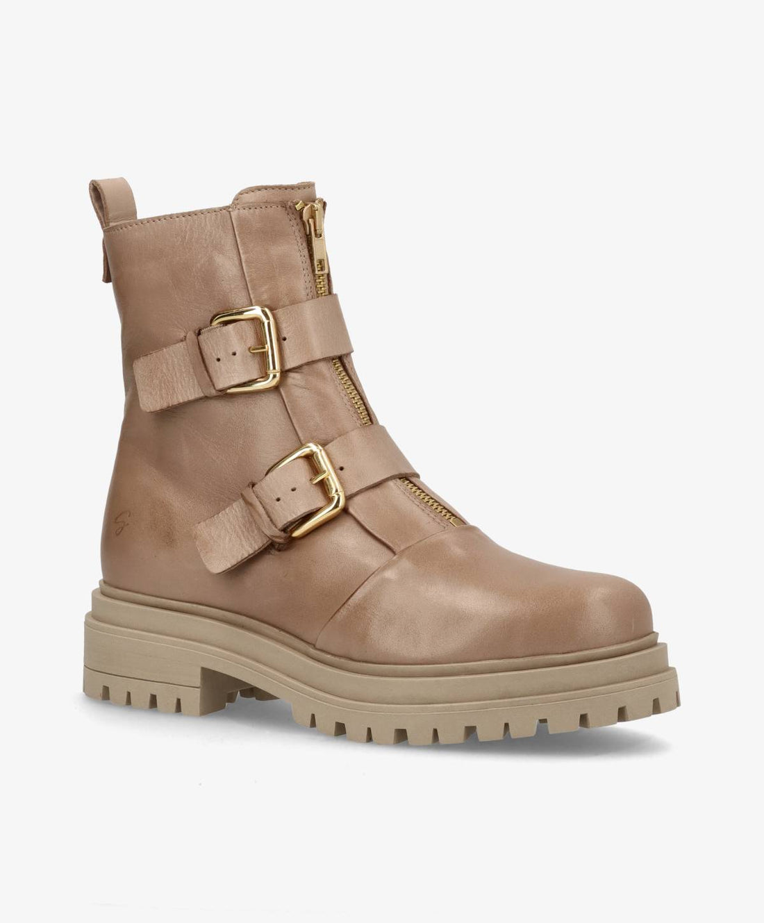 Beige støvle fra Shoedesign Copenhagen med to gyldne spænder og kraftig sål.