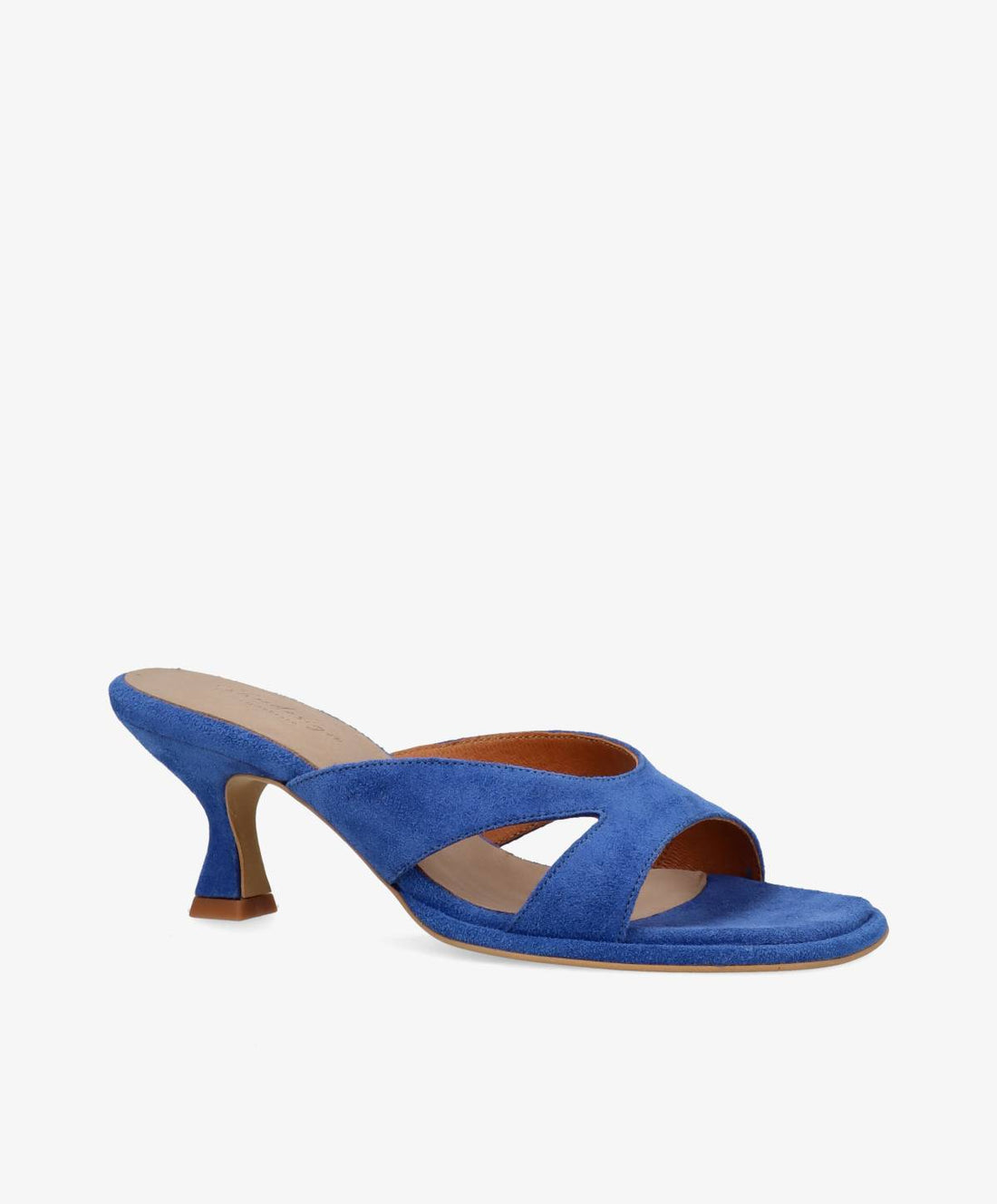 Blå ruskindspumps fra Shoedesign Copenhagen med kantet tå og hæl.