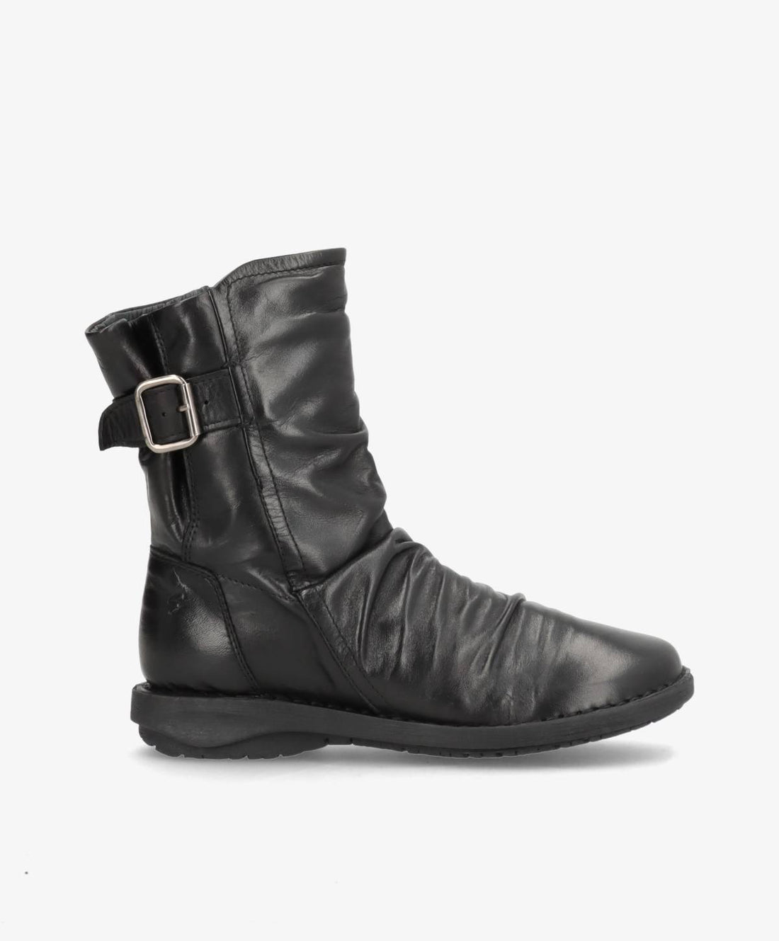 Sort læderstøvle fra Shoedesign Copenhagen med spænde og rynkede detaljer.