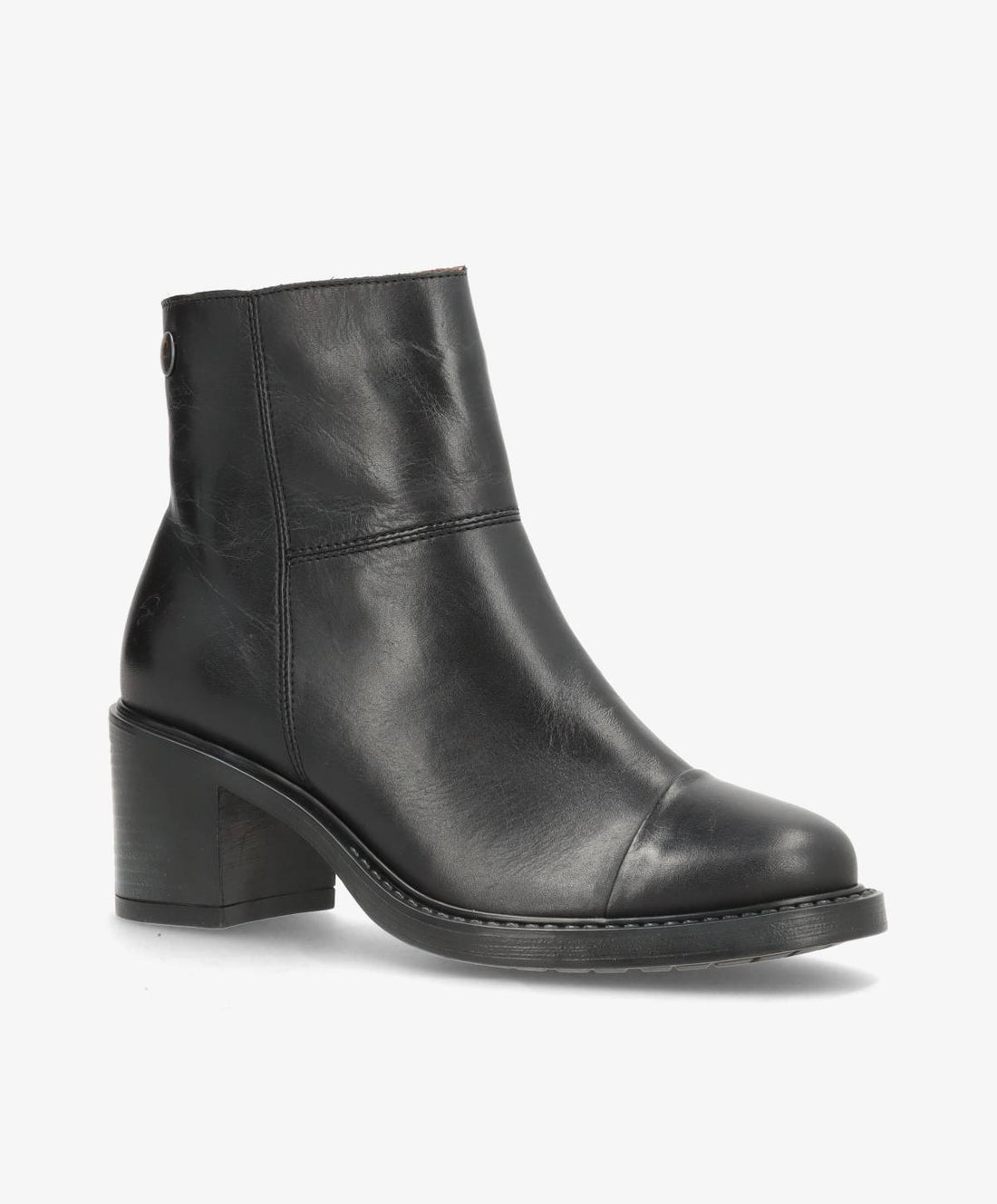 Sort ankelstøvle fra Shoedesign Copenhagen med rund tå og blokhæl.