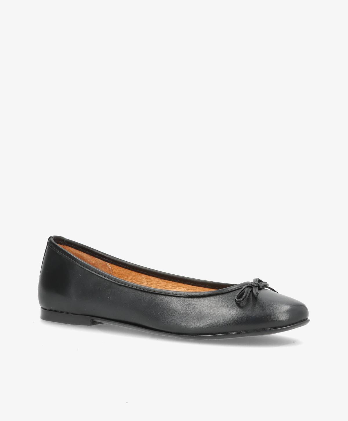 Sort ballerina-sko fra Shoedesign Copenhagen med lille sløjfe foran.
