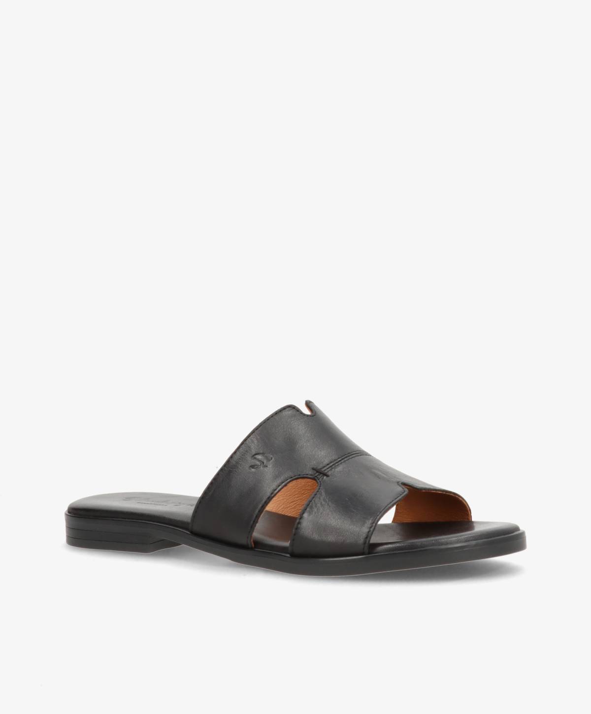 Sort læder sandal fra Shoedesign Copenhagen med åben tå og flad sål.
