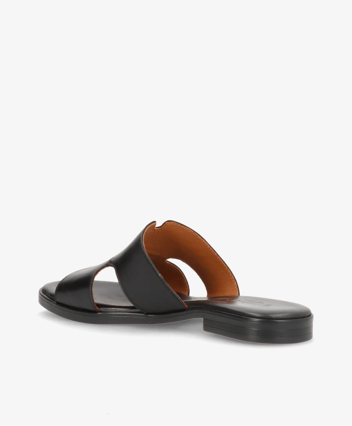 Sort læder sandal fra Shoedesign Copenhagen med åben tå og flad sål.