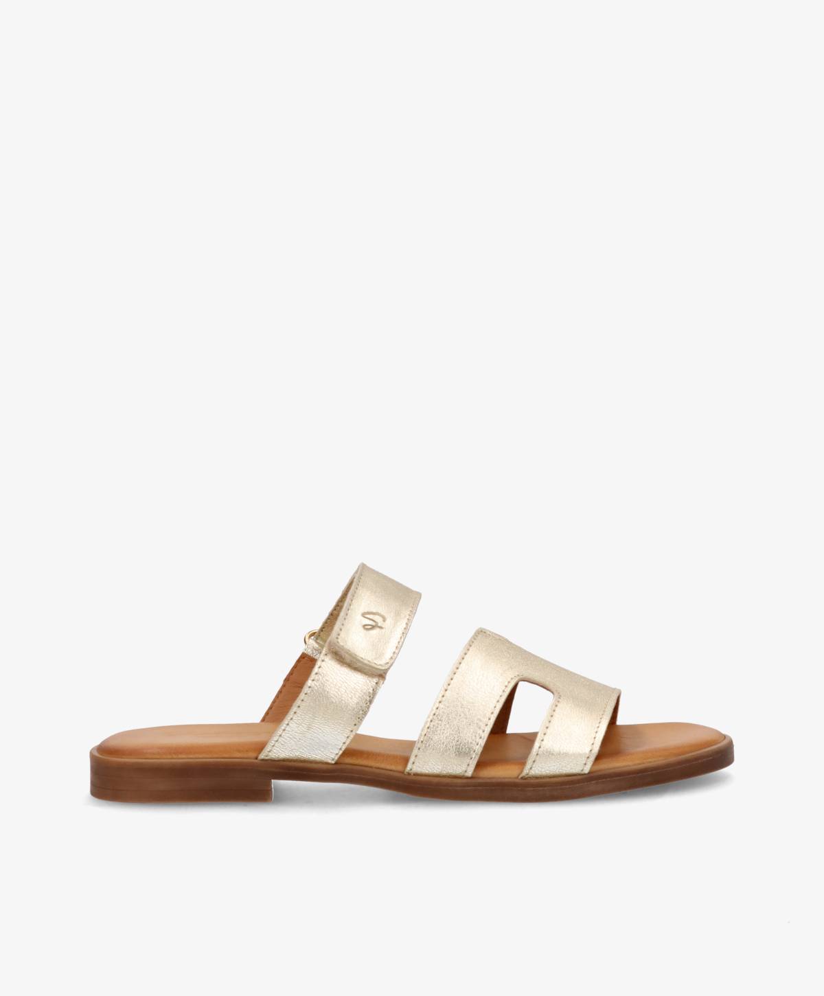 Claire sandal i champagnefarvet læderlaminat fra Shoedesign Copenhagen.