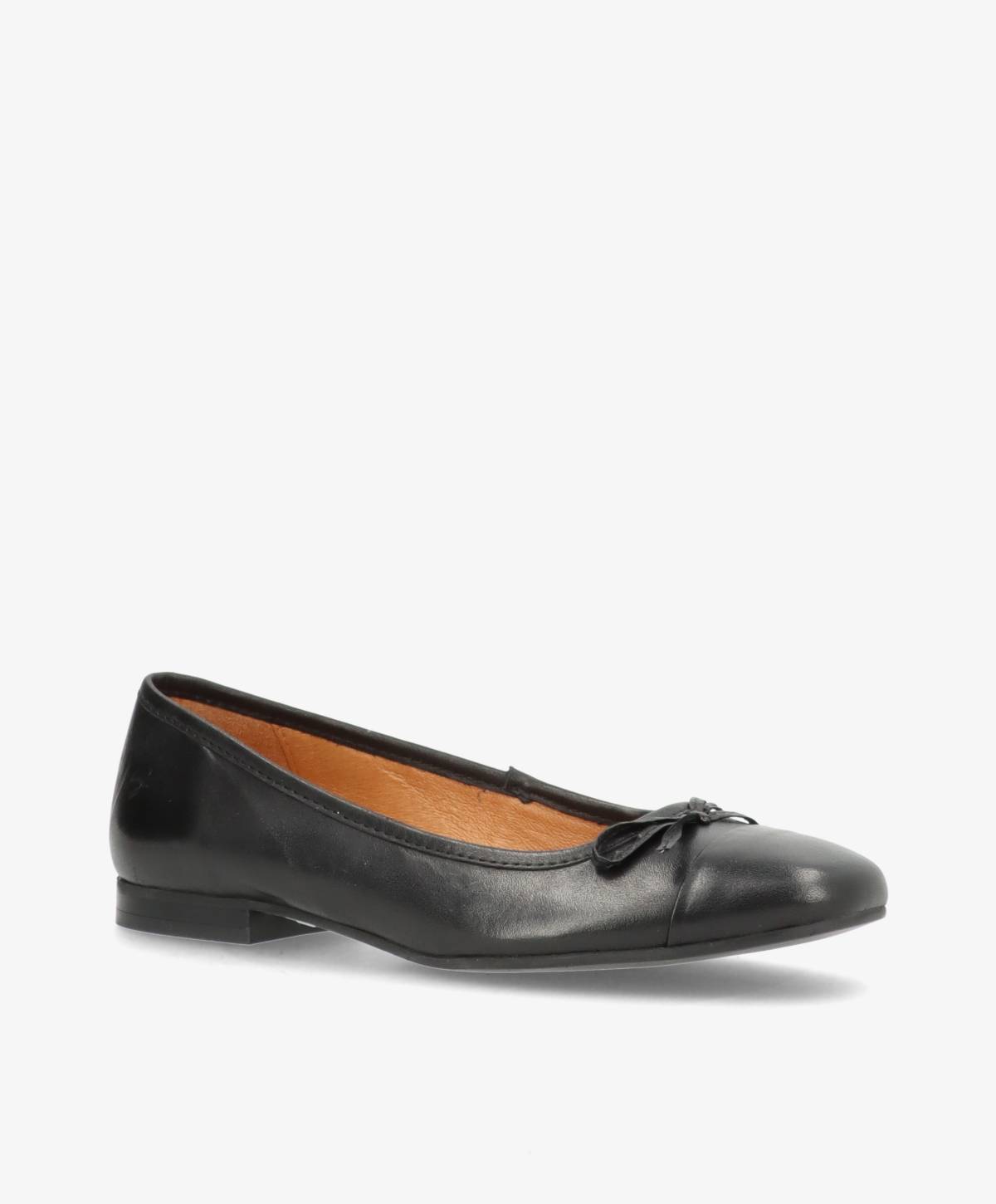Sort ballerina sko fra Shoedesign Copenhagen med sløjfe detalje.