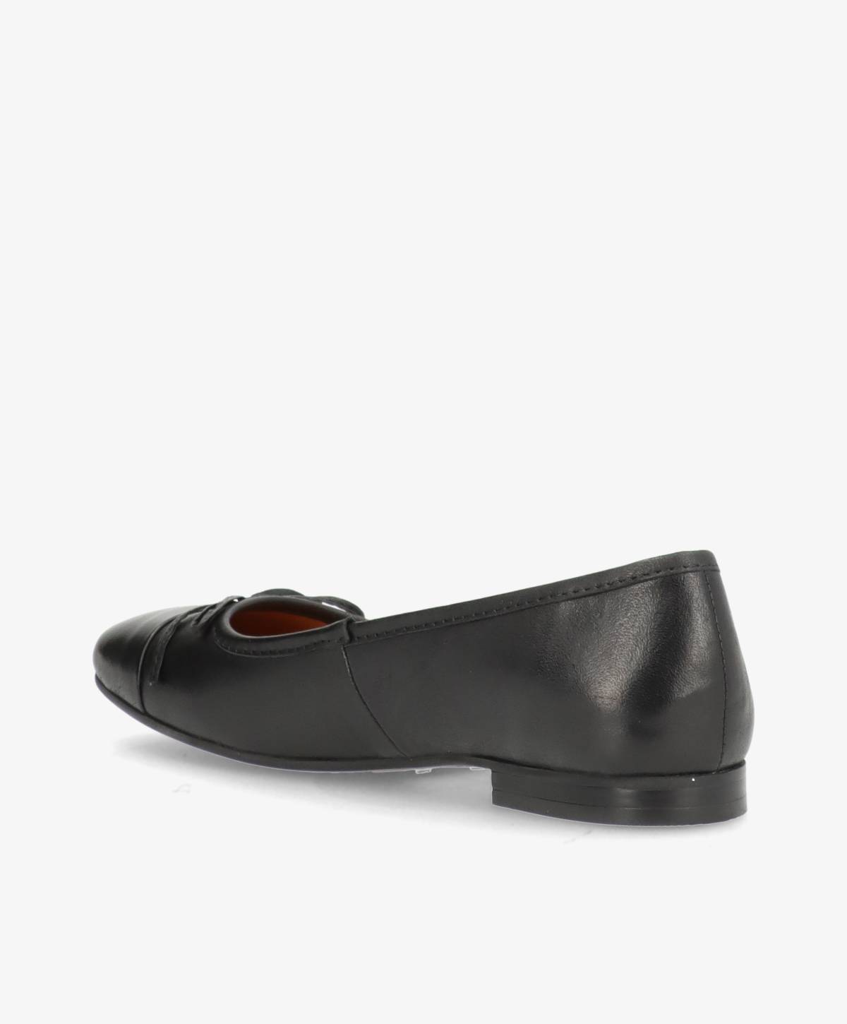 Sort læderballerina fra Shoedesign Copenhagen, set fra siden.