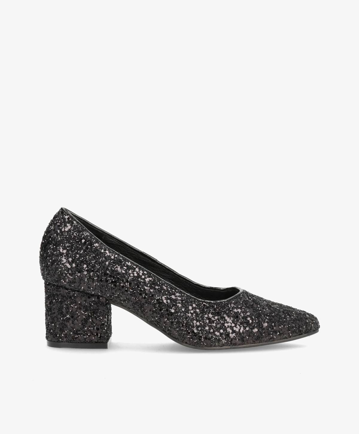 Sort glitrende pumps fra Shoedesign Copenhagen med blokhæl.