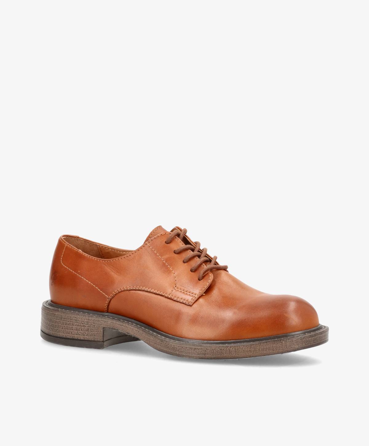 Brun lædersko fra Shoedesign Copenhagen med snørebånd og lav hæl.