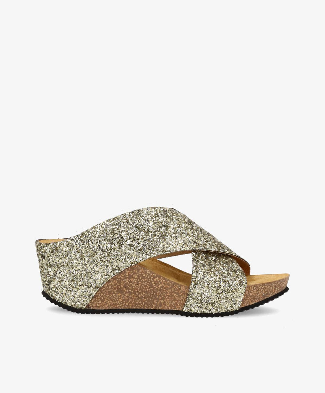 Guldglitrende damesandal fra Shoedesign Copenhagen med krydsrem og kilehæl.