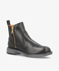 Sort læderstøvle med lynlås fra Shoedesign Copenhagen.