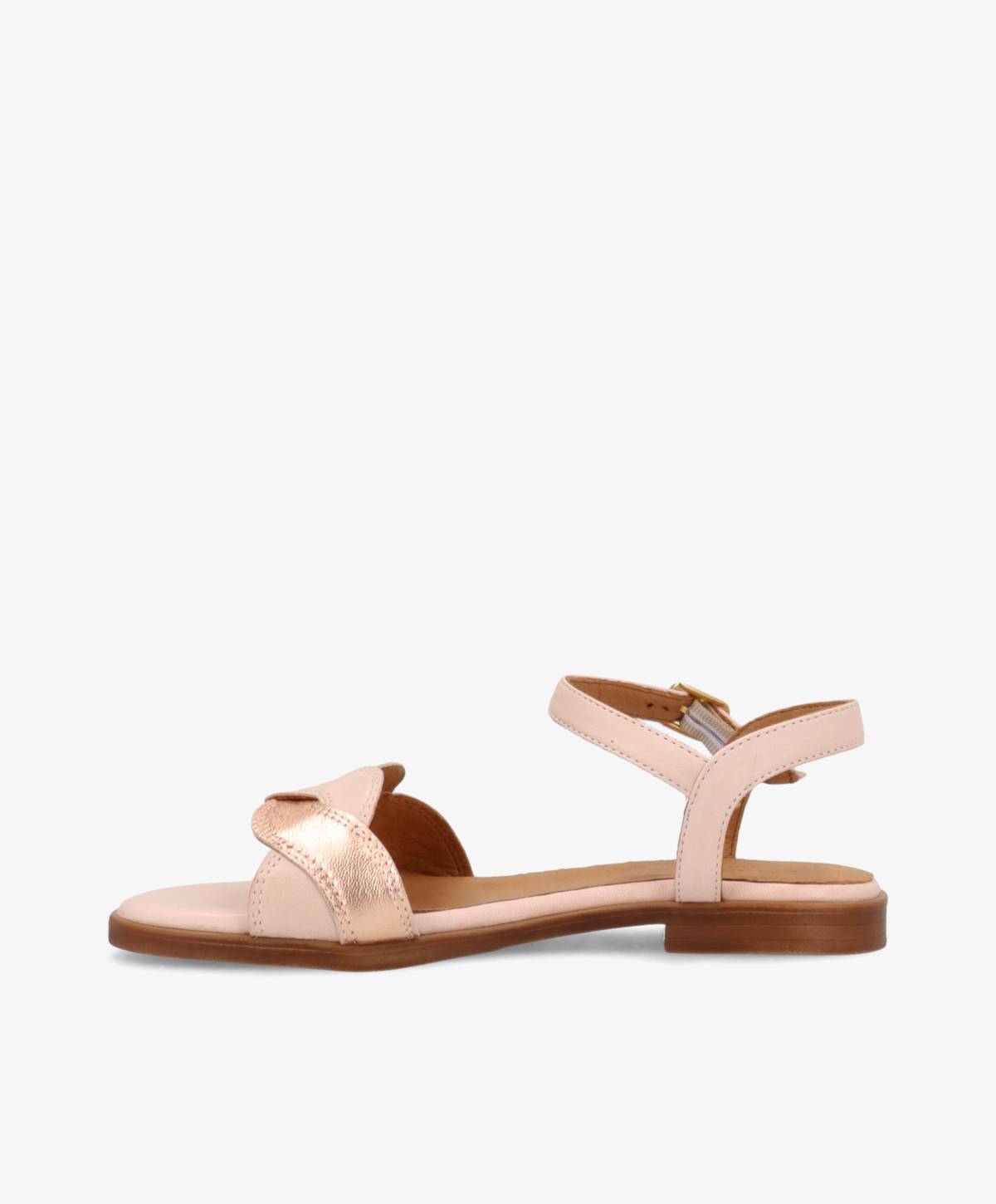 Lyserød sandal fra Shoedesign Copenhagen med flad sål og justerbar ankelrem.