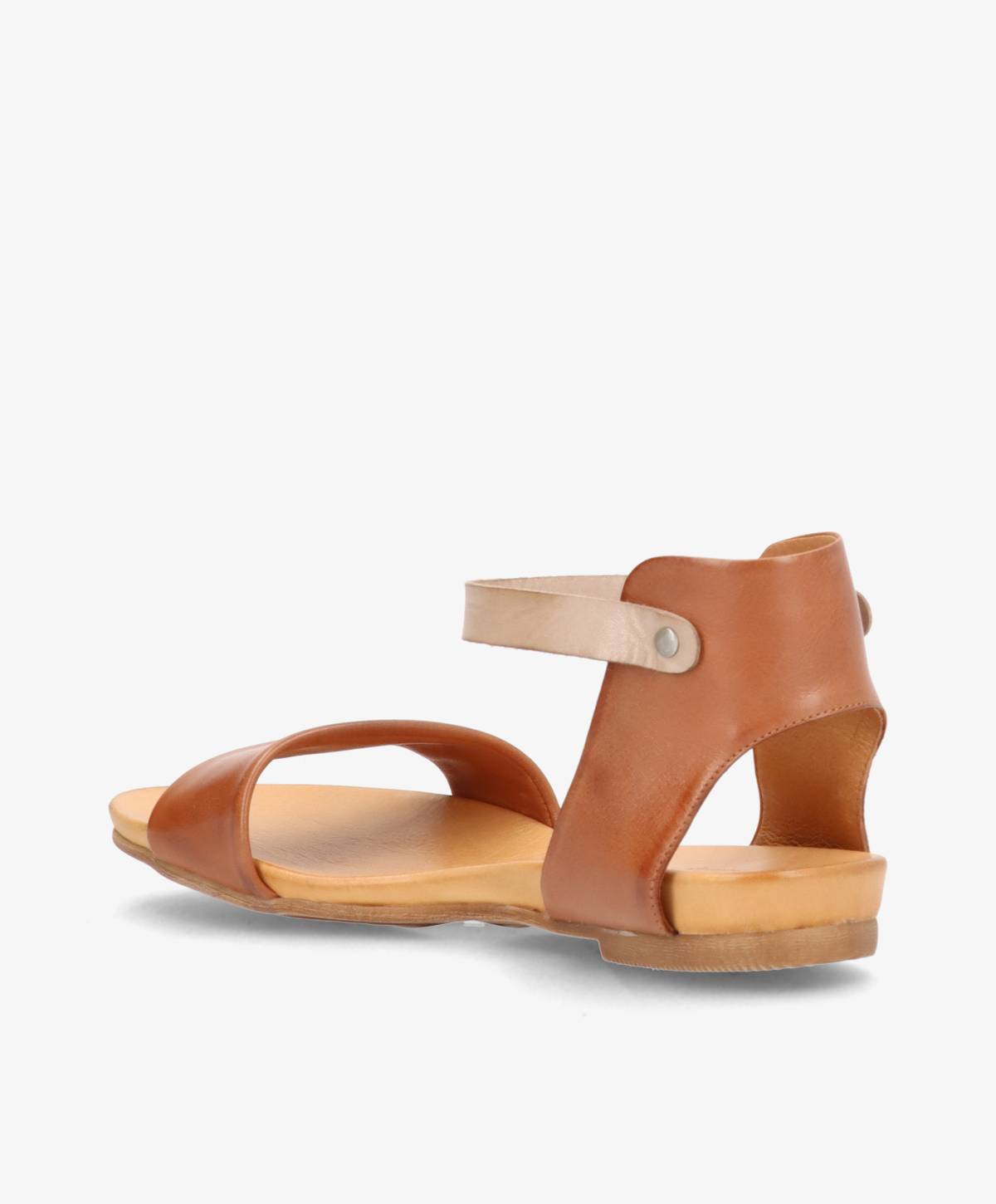 Brun lædersandal fra Shoedesign Copenhagen med åben tå og justerbar ankelrem.