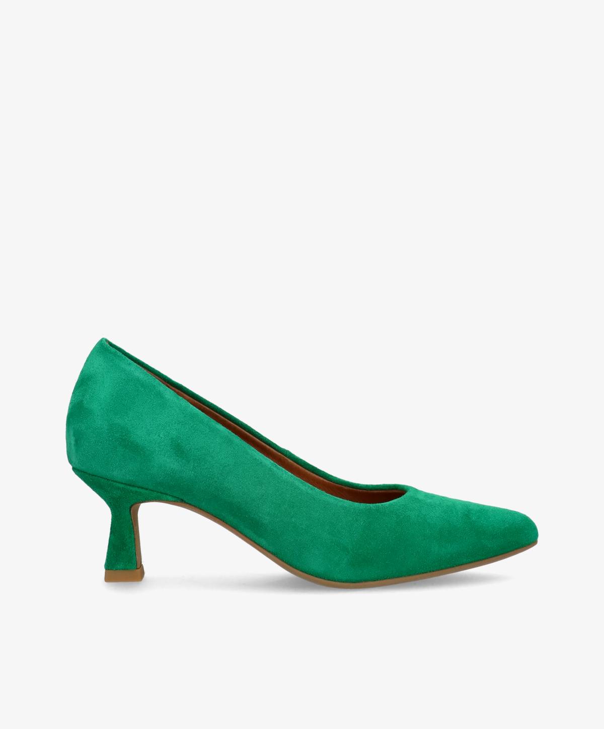 Grøn ruskindspump fra Shoedesign Copenhagen med mellemhøj hæl.