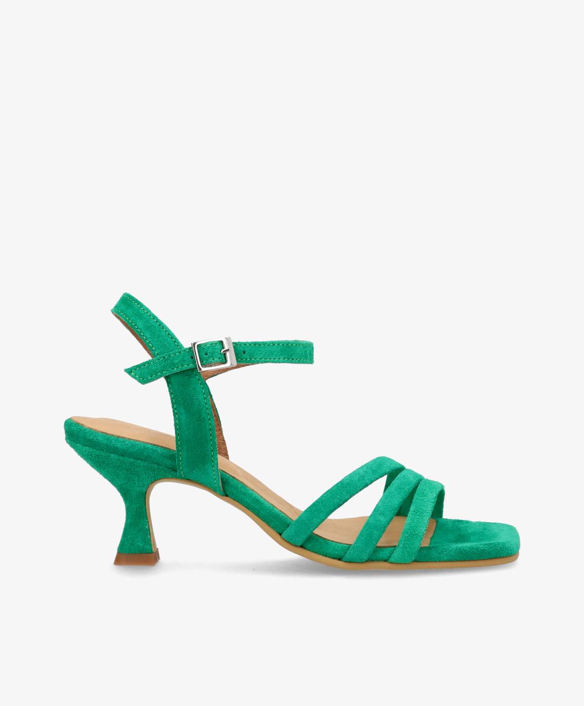 Grøn pumps fra Shoedesign Copenhagen med remme og lille hæl.
