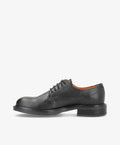 Sort lædersko fra Shoedesign Copenhagen, model PEYTON, med snørebånd og lav hæl.