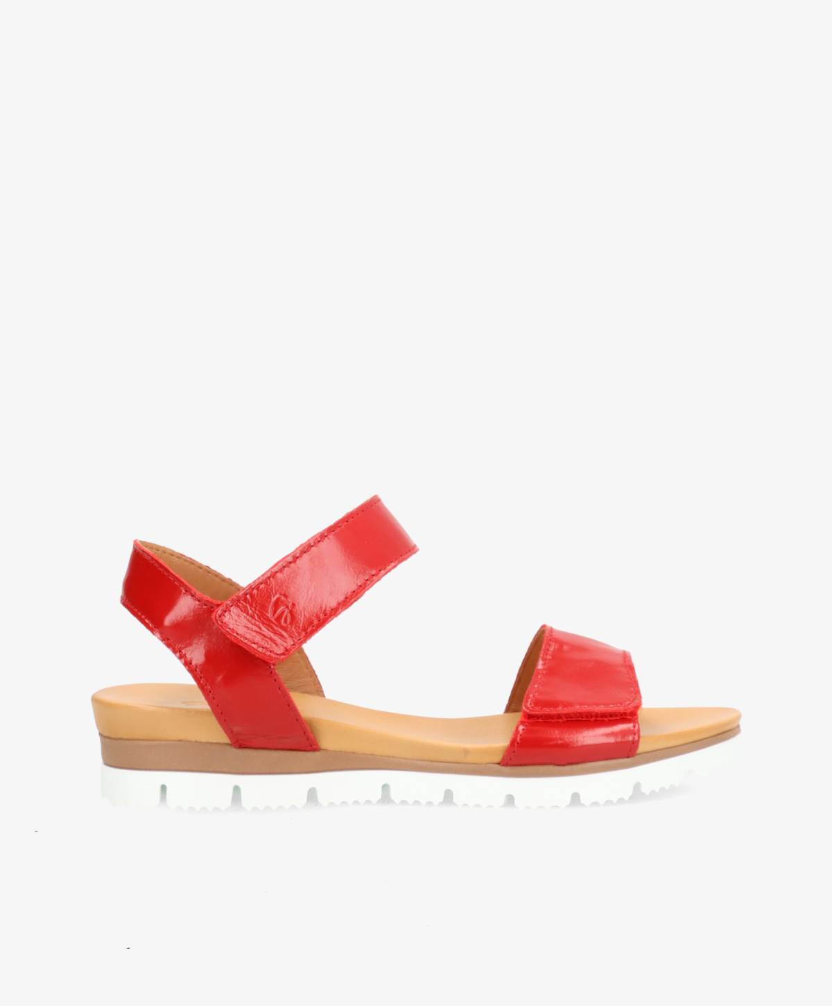 Rød sandal fra Shoedesign Copenhagen med justerbar rem og hvid sål.